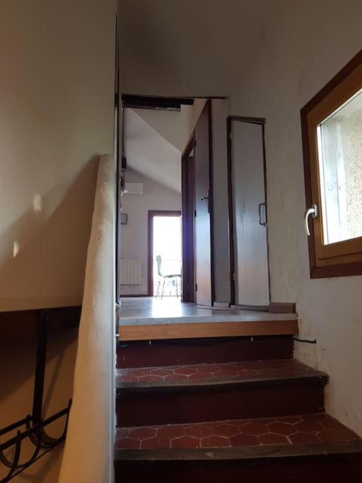 Appartement Pres Des Plages Du Mourillon Тулон Экстерьер фото