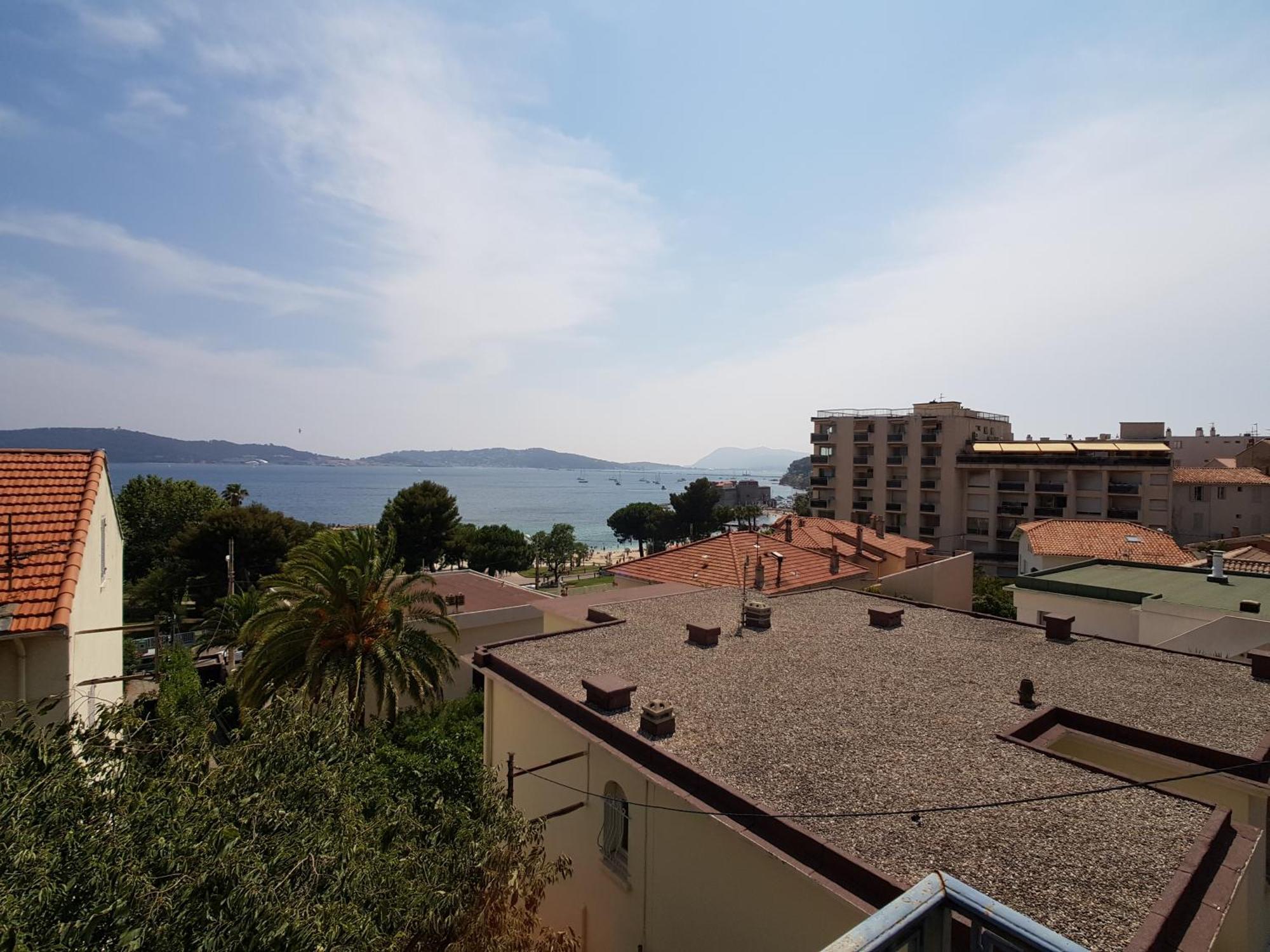 Appartement Pres Des Plages Du Mourillon Тулон Экстерьер фото